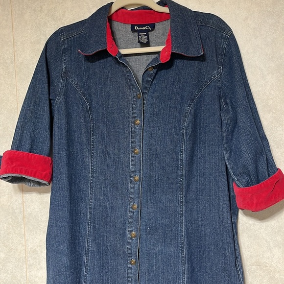 Vtg Denim 3/4 sleeve button up dress/duster size medium red corduroy cuffs - Picture 3 of 12
